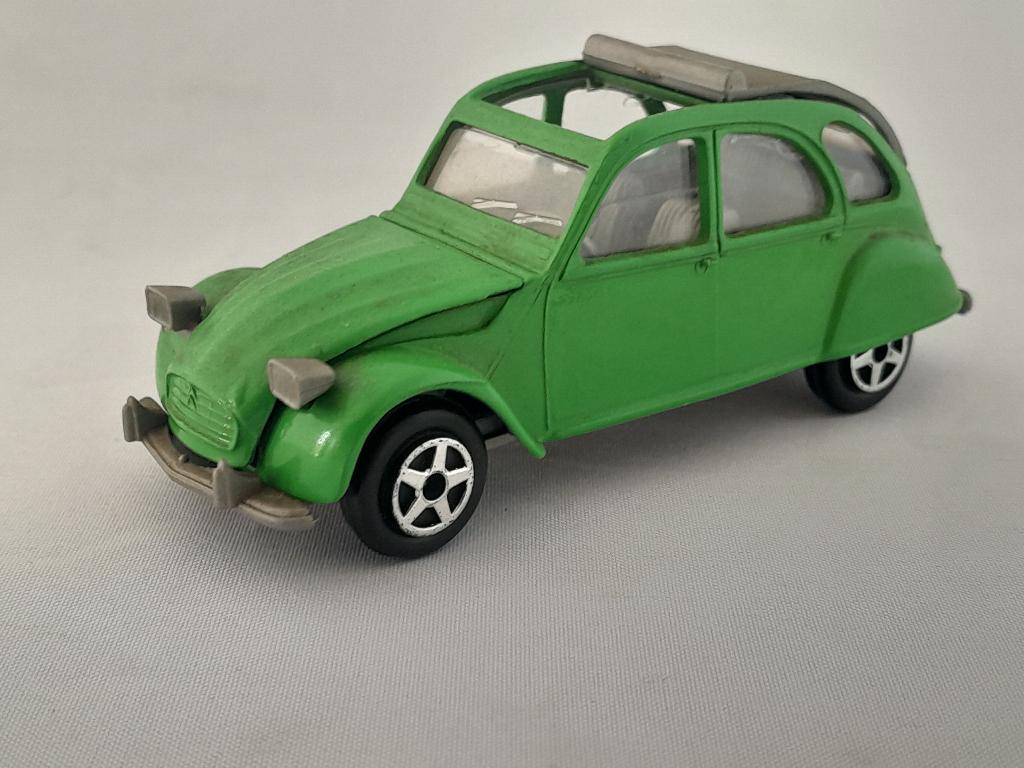 Vintage Citroën 2CV6 1:43 van Norev, Hobby en Vrije tijd, Modelauto's | 1:43, Ophalen of Verzenden, Zo goed als nieuw, Auto, Norev