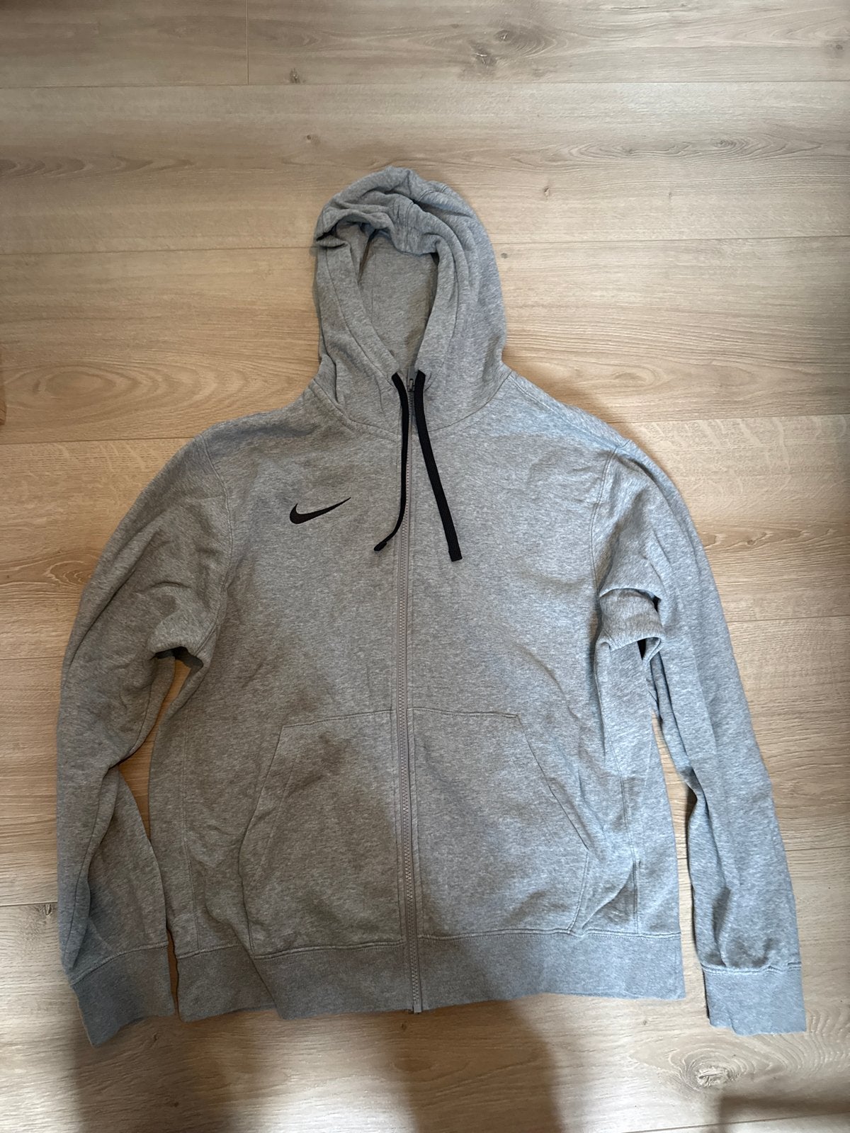 Nike Hoodie Grijs Maat M, Ophalen of Verzenden, Zo goed als nieuw