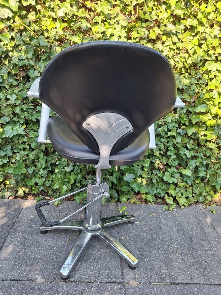 Kappersstoel, Huis en Inrichting, Stoelen, Ophalen, Gebruikt, Zwart, Metaal