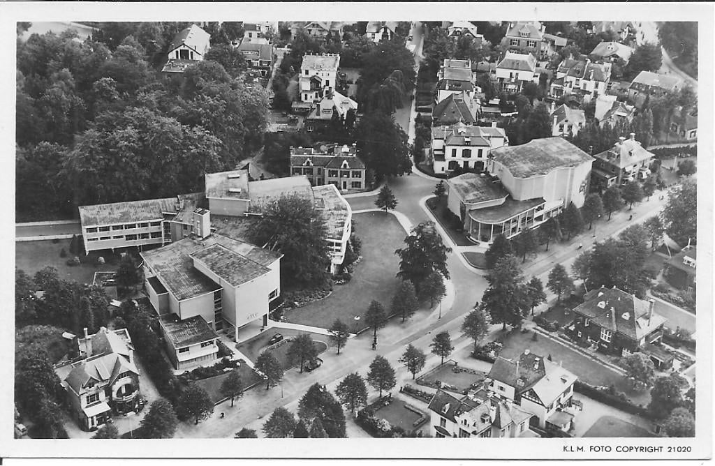 AVRO Studio  Hilversum., Ophalen of Verzenden, 1940 tot 1960, Ongelopen, Noord-Holland