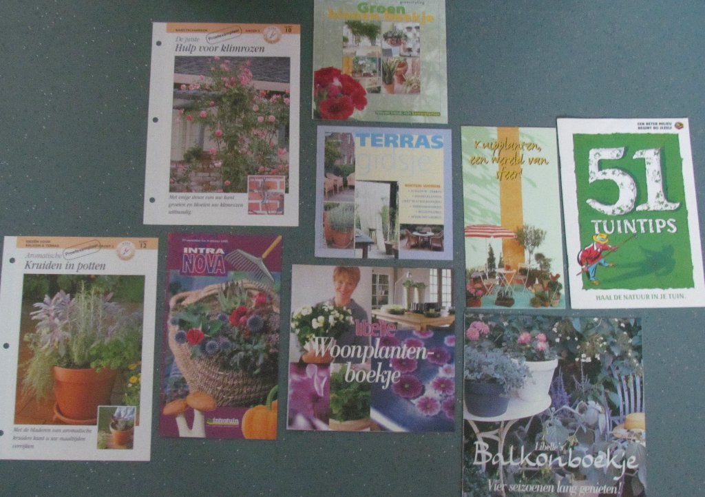 Diverse tuinboekjes en magazines (Libelle, Intra Nova), Ophalen of Verzenden, Gelezen, Tuinieren en Tuinplanten