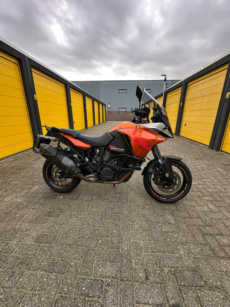 KTM 1190 Adventure 2014  VOL OPTIES  ONDERHOUD NET GEDAAN, 2 cilinders, Occasion, Handvatverwarming, Motorrijbewijs A