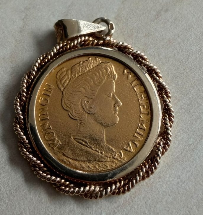 Gouden 5 Gulden Wilhelmina 1912 in 585 hanger, Ophalen, Overige voorstellingen, Zo goed als nieuw, Goud