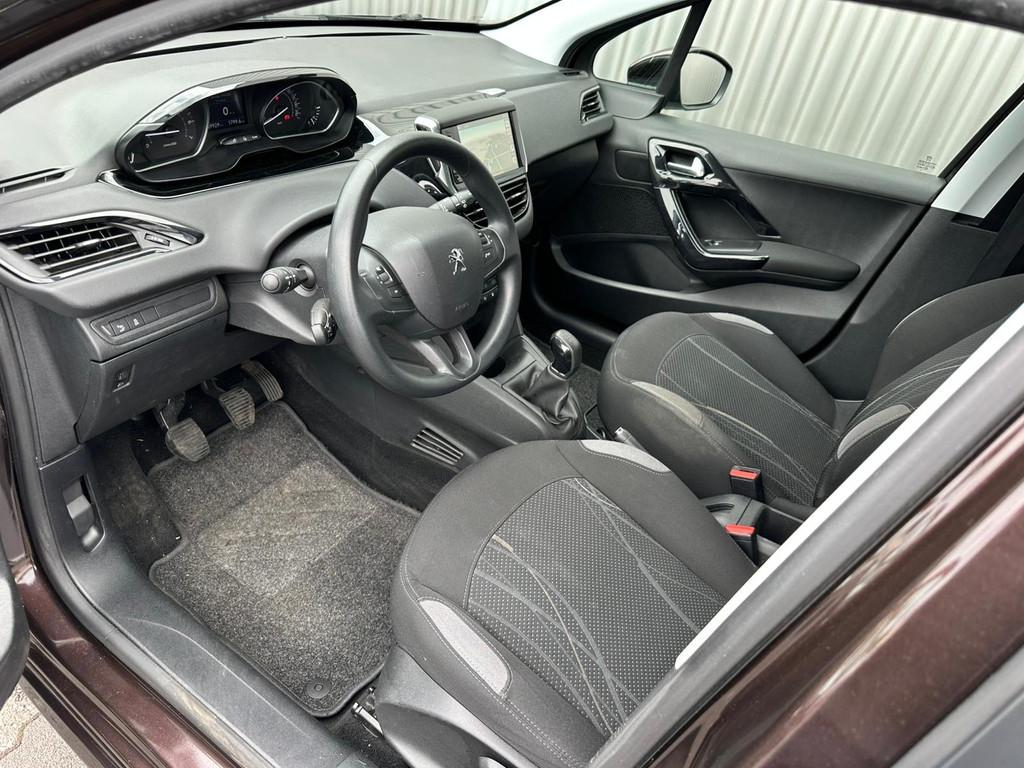 Peugeot 208 1.2 VTi Envy 160Dkm.NAP, 5-Drs, Clima, Navi, CC,, Voorwielaandrijving, Euro 5, Stof, Gebruikt