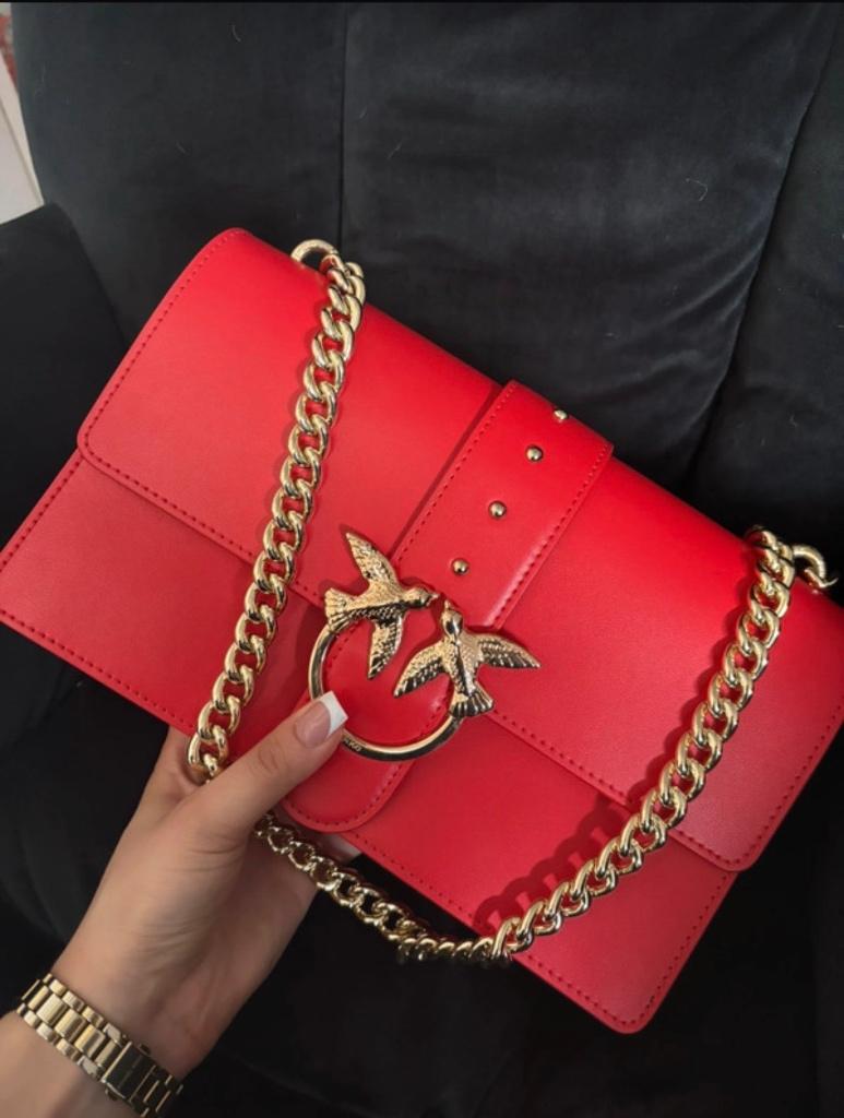 Pinko love bag, Sieraden, Tassen en Uiterlijk, Ophalen of Verzenden, Nieuw, Rood, Schoudertasje