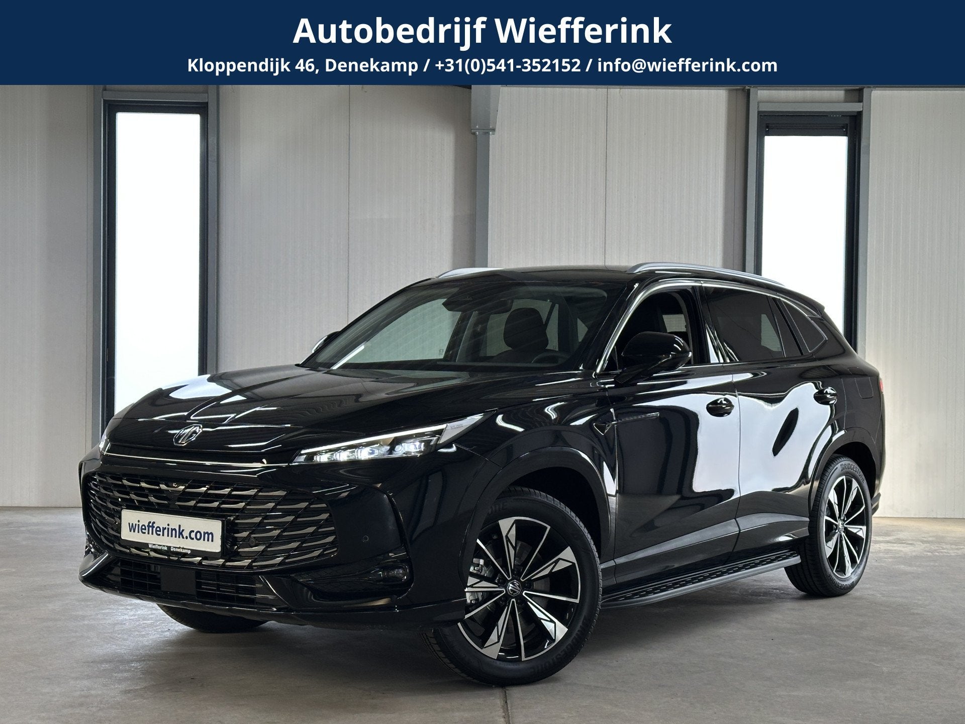 MG MG HS PHEV 1.5 Luxury | Leder | Apple Carplay/Android Aut, Auto's, 12 maanden, Gebruikt, Zwart, 4 cilinders
