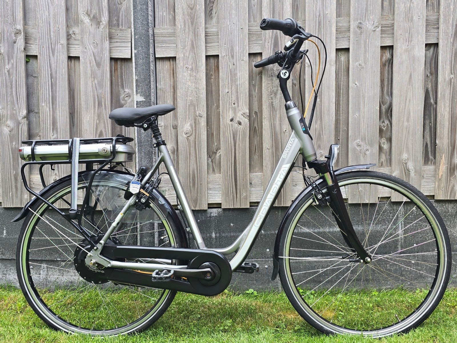 Sparta R5E 57cm Dames E-Bike Elektrischefiets, Ophalen, Sparta, Versnellingen, 56 cm of meer