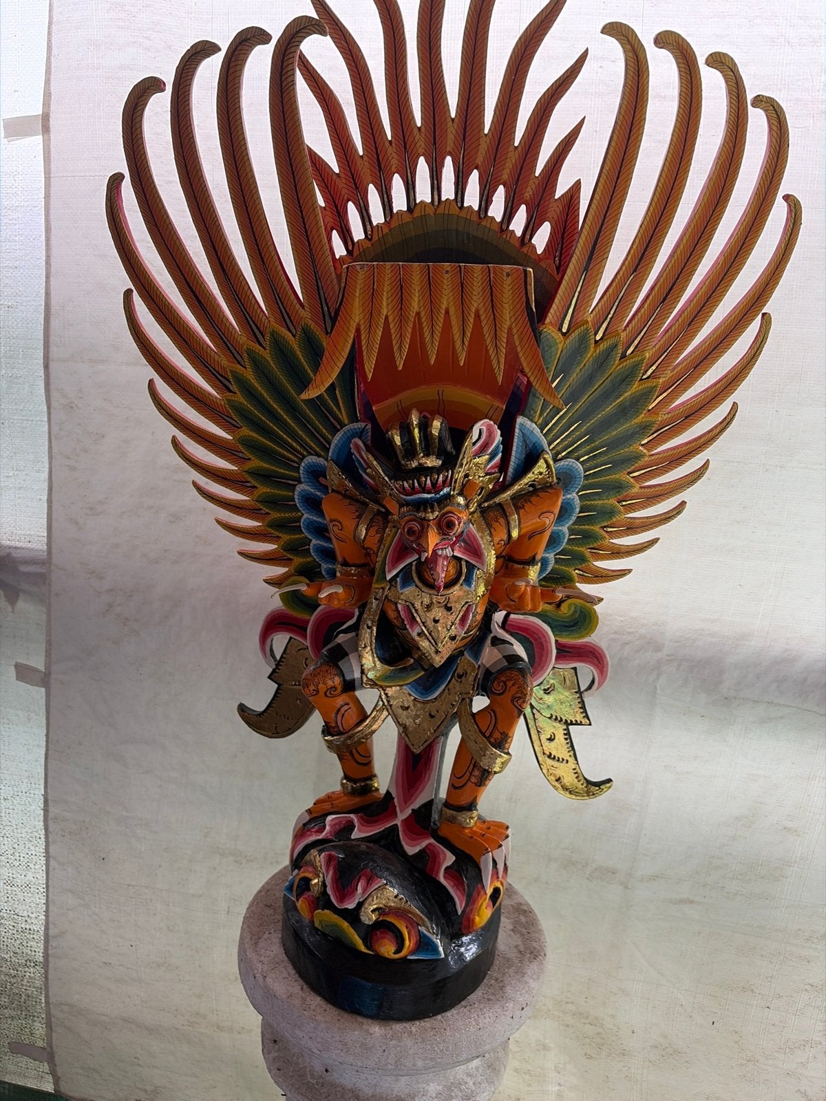 Gedetailleerd Balinees Garuda Beeld - Handgesneden Hout, Antiek en Kunst, Kunst | Beelden en Houtsnijwerken, Verzenden, 50 - 100 cm