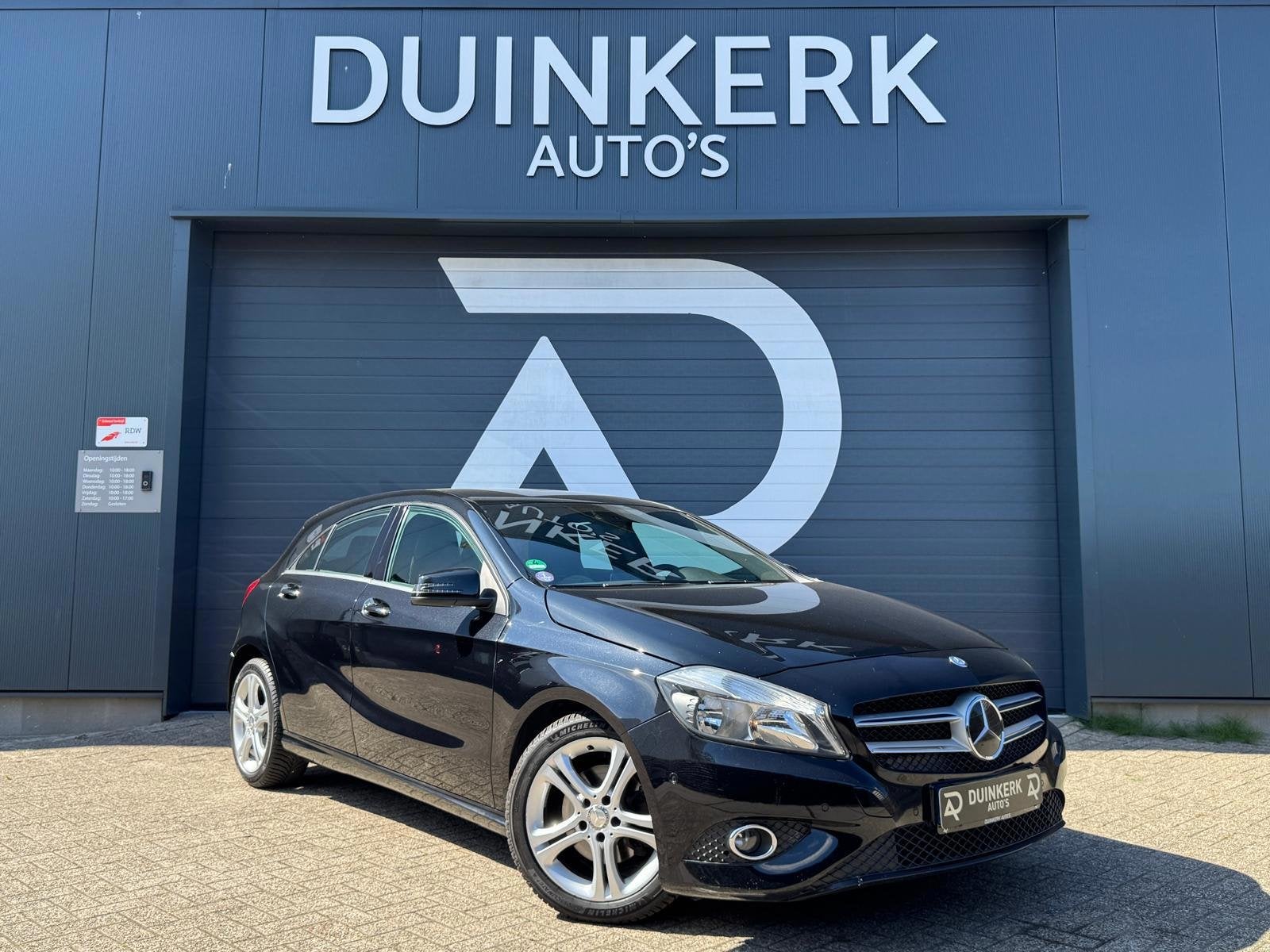 Mercedes-Benz A-klasse 200 Ambition | Automaat | Airco | Cru, Auto's, Dealer onderhouden, Gebruikt, Zwart, 1595 cc