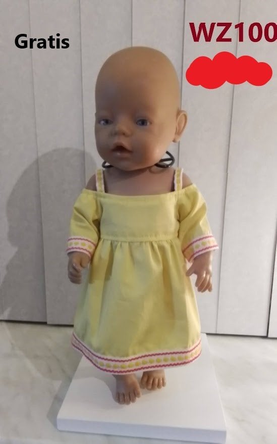 Poppenkleertjes baby born. Jurkje foto 1. Opbrengst KiKa., Kinderen en Baby's, Ophalen, Nieuw, Babypop