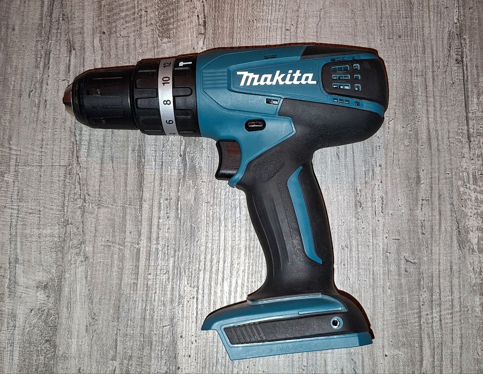 Makita accu klopboormachine 14,4 volt Body, zonder accu's, Ophalen of Verzenden, Minder dan 400 watt, Boor- en Schroefmachine