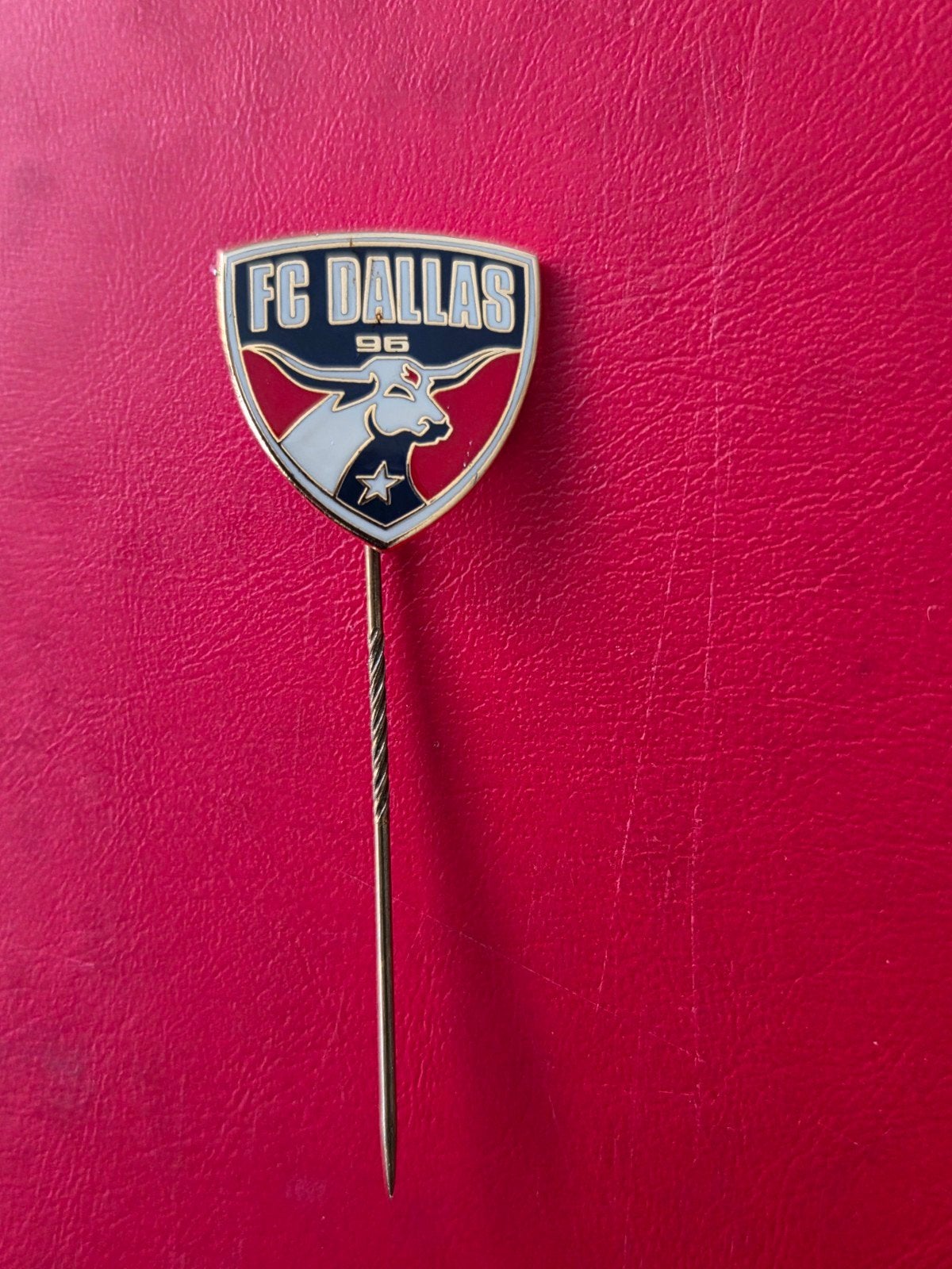 FC Dallas 96 Emaille Speld - Voetbal Fan Item, Ophalen of Verzenden