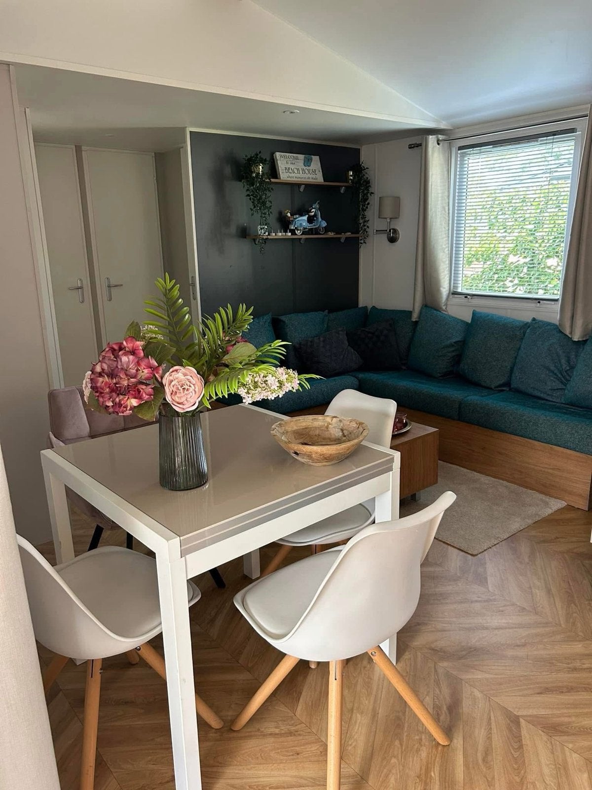 Chalet te huur aan zee in Oostkapelle, Zeeland, Recreatiepark, Tv, Chalet, Bungalow of Caravan