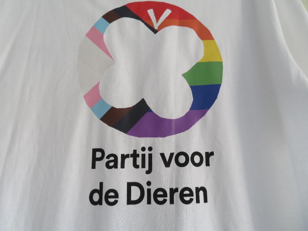 Nieuw SHIRT van de Partij voor de DIEREN 100% Katoen 2XL, Wit, Maat 46/48 (XL) of groter, Nieuw, Ophalen of Verzenden