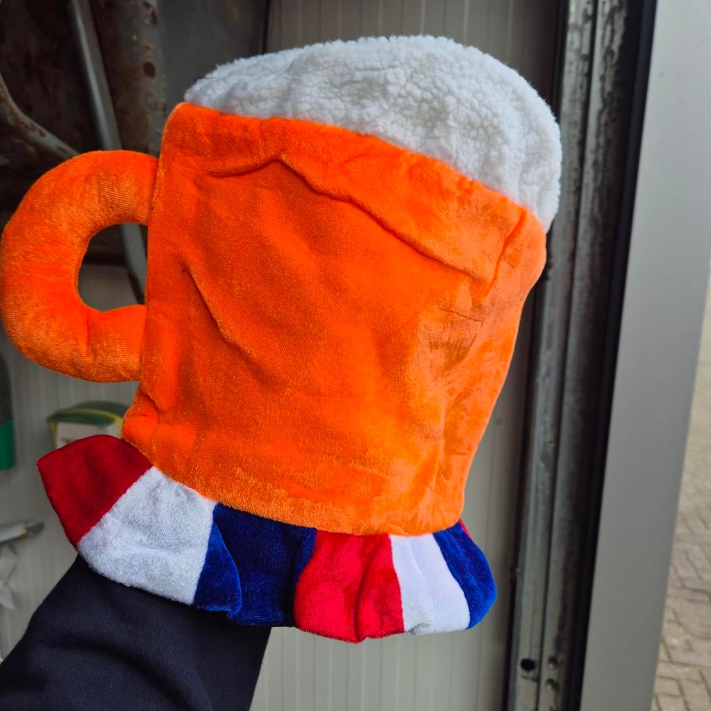 Partijhandel oranje bierhoeden wk / kingsday., Hobby en Vrije tijd, Feestartikelen, Ophalen, Nieuw