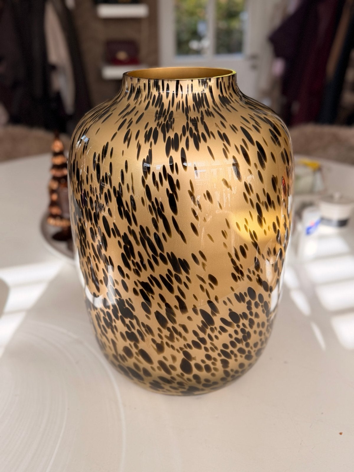 Goudkleurige vaas met cheetah print, Ophalen of Verzenden, Geschikt voor droogbloemen, Goud, 46 cm
