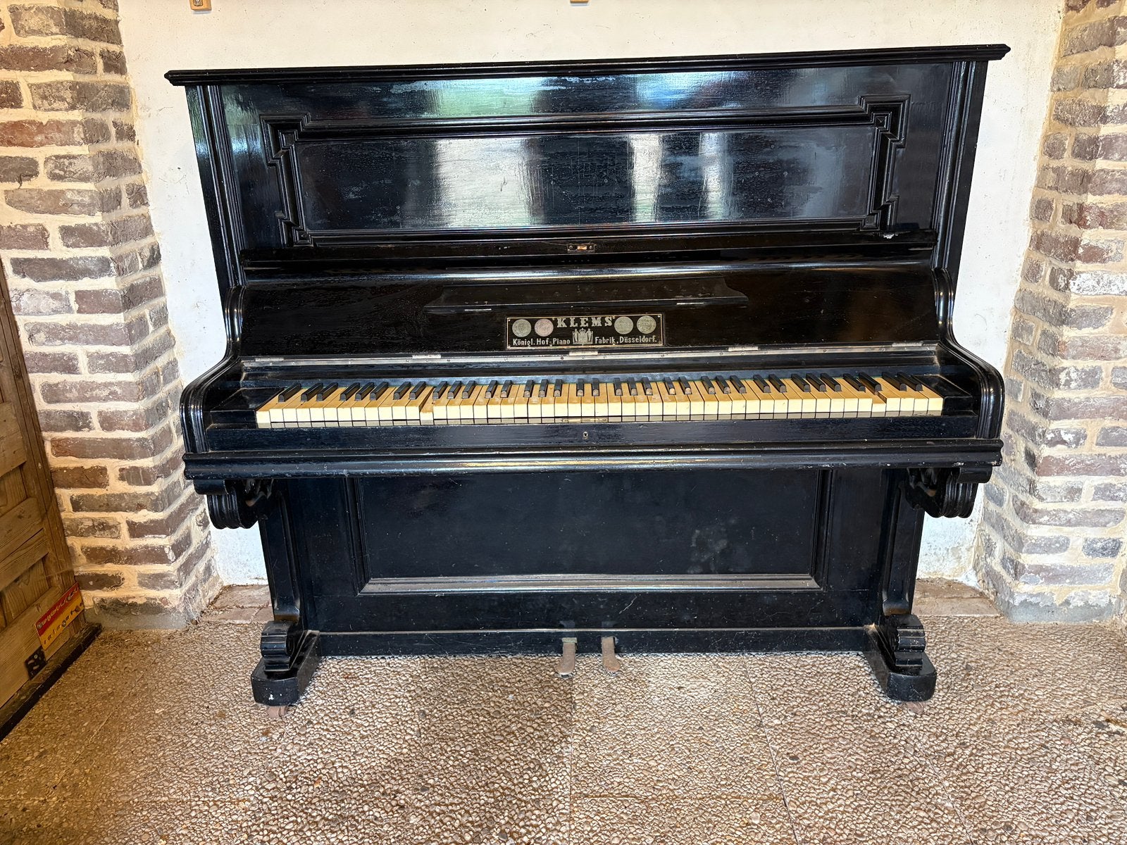 Gratis Klems piano, Ophalen, Gebruikt, Zwart, Piano