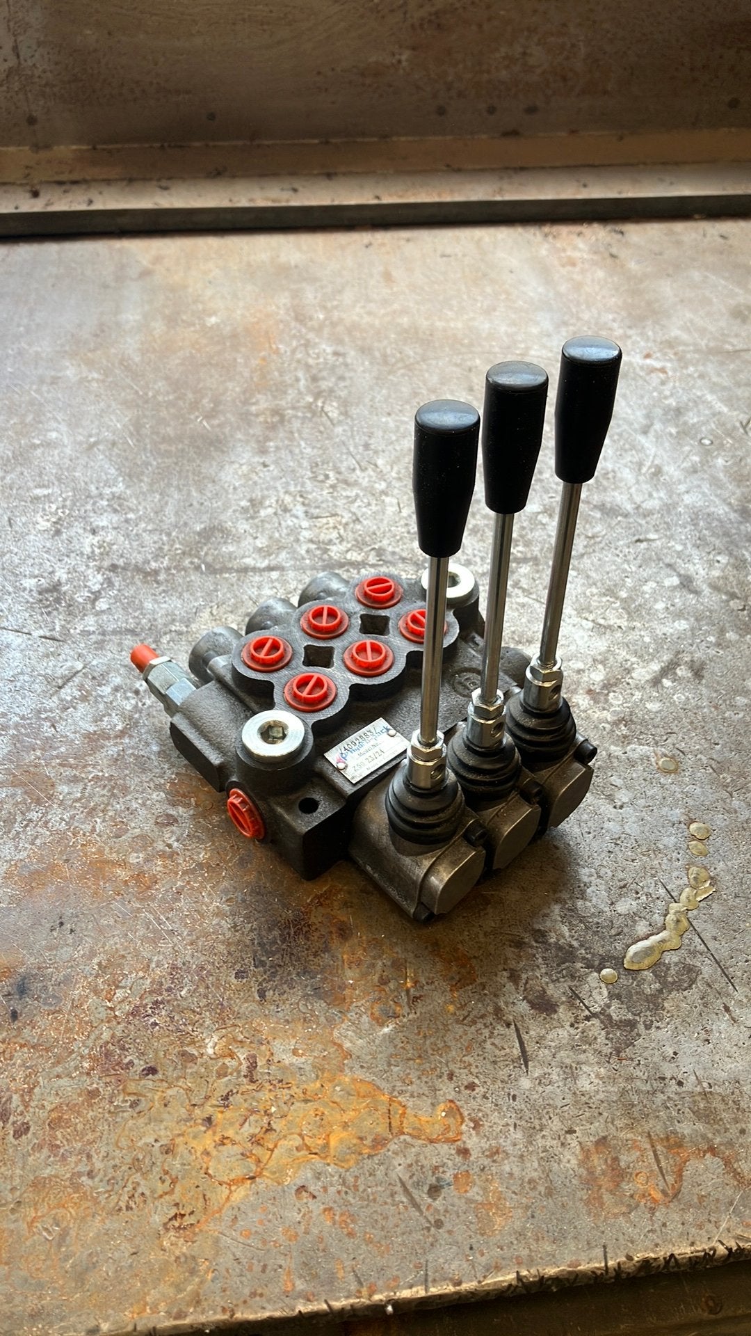 Hydraulisch ventielenblok nieuw, Ophalen, Nieuw