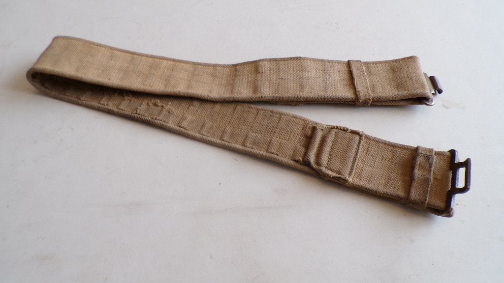 Britse P37 koppelriem Economy variant (Large), Verzamelen, Verzenden, Landmacht, Engeland, Kleding of Schoenen