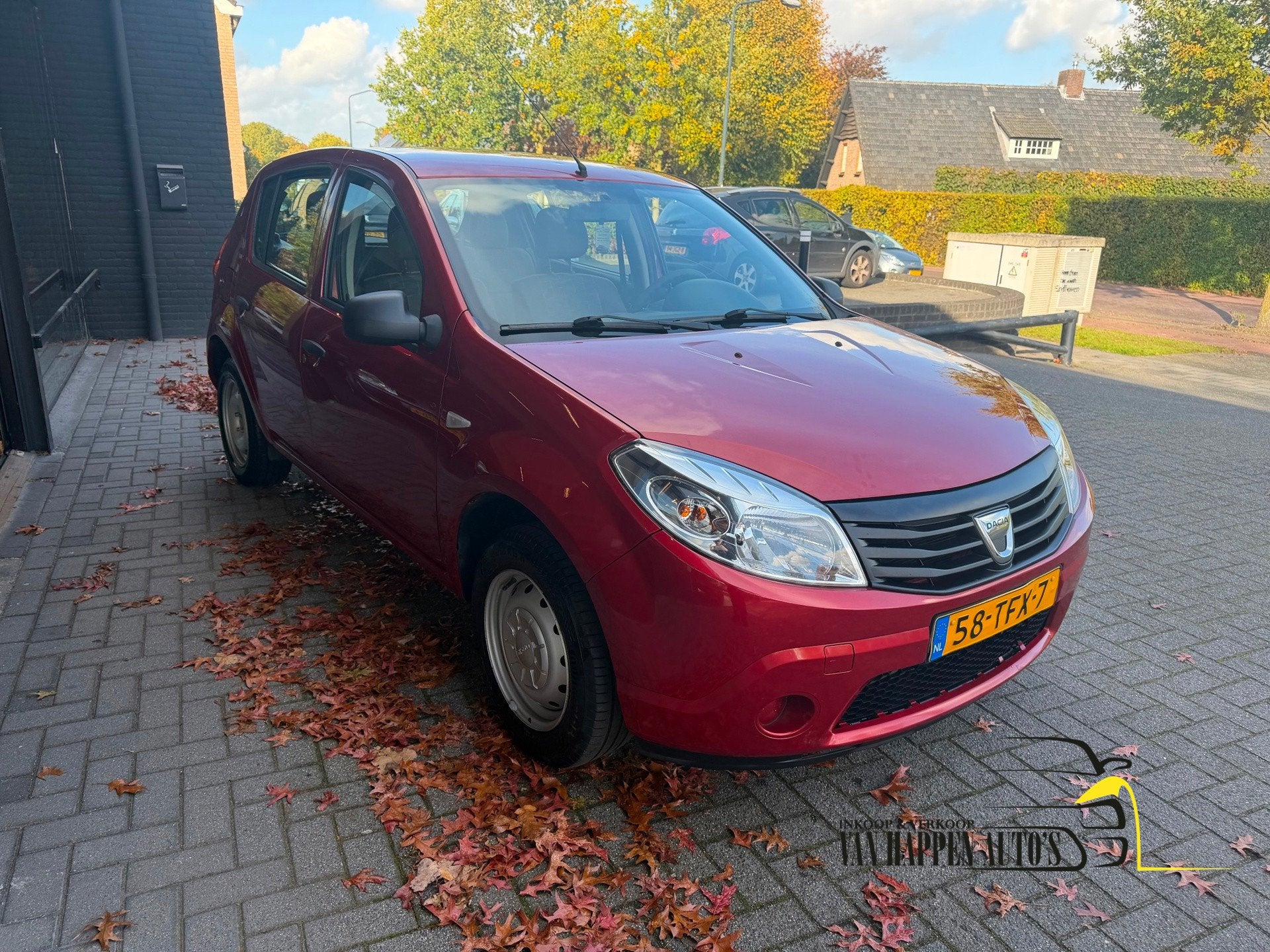 Dacia Sandero 1.2 / APK 10-2027, Auto's, Euro 5, Gebruikt, 31 €/maand, Origineel Nederlands
