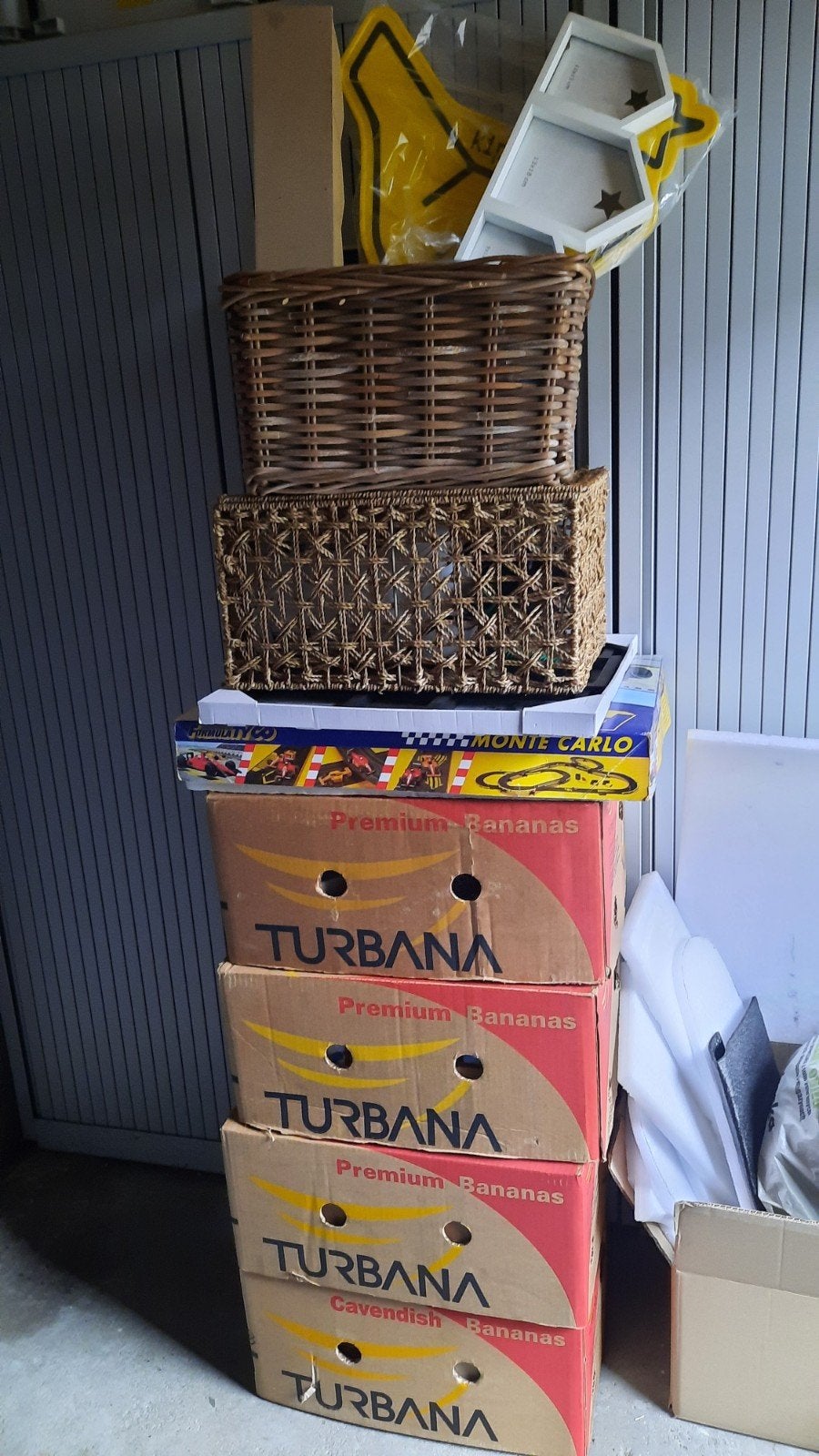 Rommelmarktspullen verkoopbaar en netjes, Ophalen