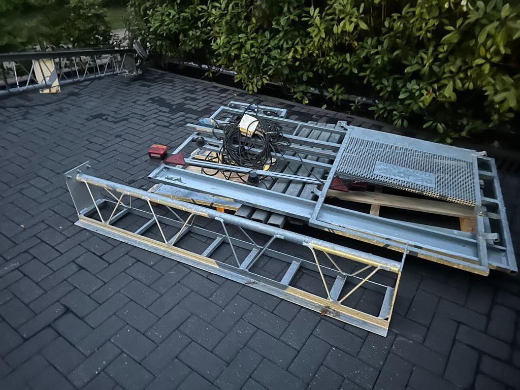 De Jong gegalvaniseerde bouwlift A32, Doe-het-zelf en Verbouw, Ophalen, Gebruikt, Bouwlift