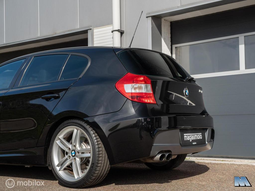 BMW 1-serie 130i Cup E87 l Org NL l M pakket l Handbak!, 1-Serie, Achterwielaandrijving, Gebruikt, 1350 kg