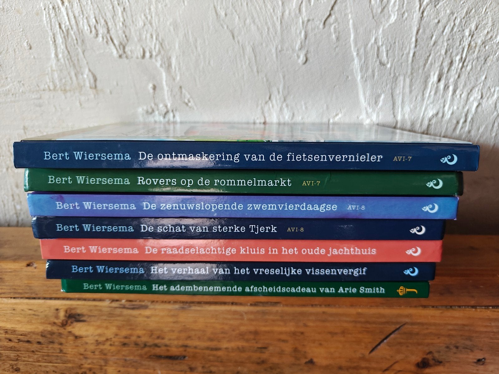 7 Delen van de serie: Iris en ko., Boeken, Ophalen of Verzenden, Zo goed als nieuw, Fictie algemeen