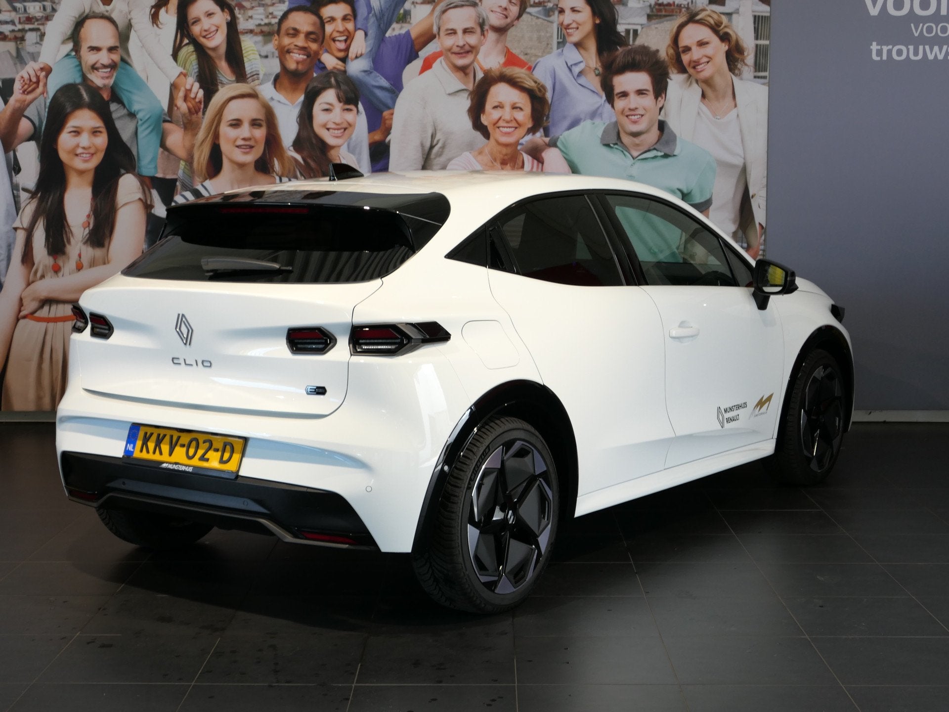 Renault Clio 1.8 Hybrid 160 techno *Vraag naar beschikbaarhe, Auto's, Dealer onderhouden, Stof, Gebruikt, 4 cilinders