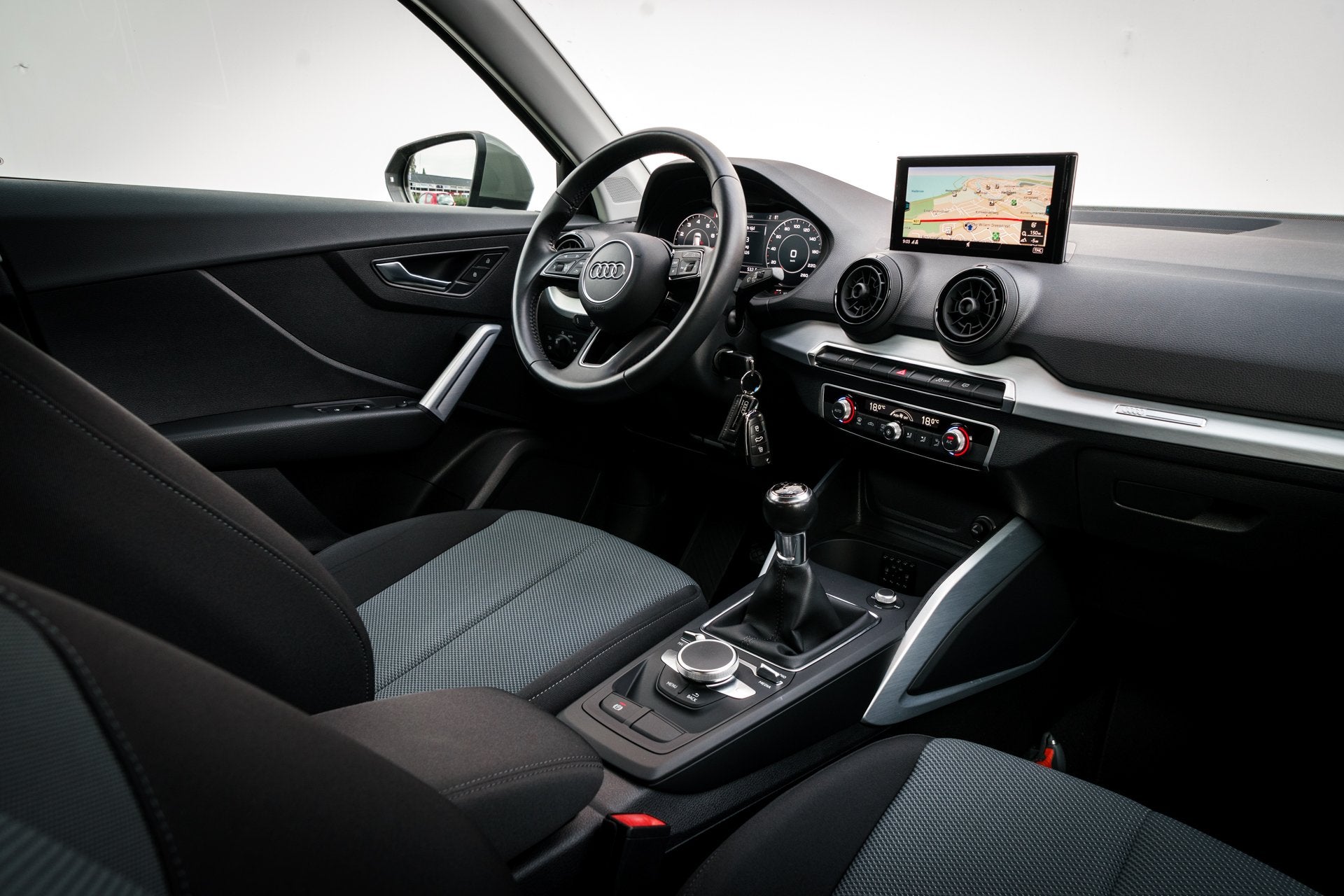 Audi Q2 1.4 150 PK TFSI CoD Design Pro Line Plus | Ned Auto, Auto's, Audi, Stof, Gebruikt, 4 cilinders, Origineel Nederlands
