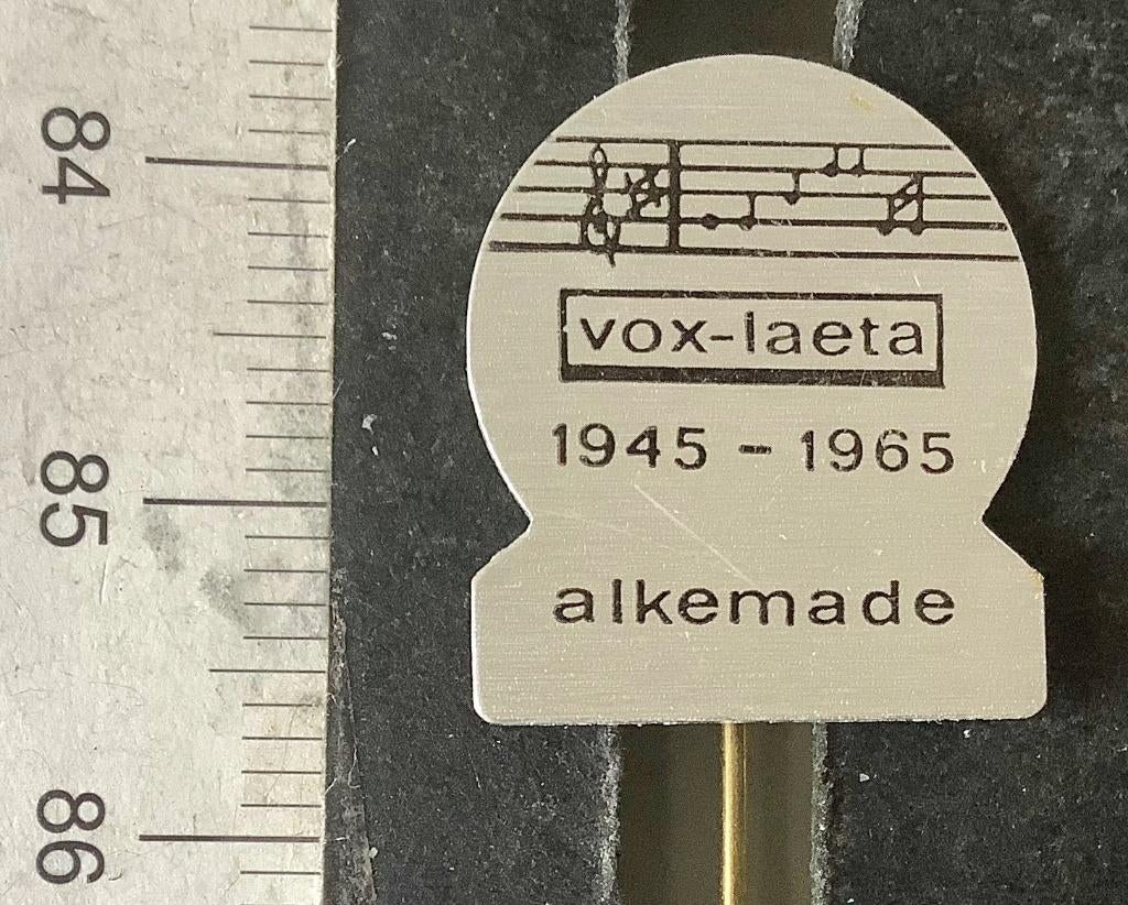 speld, Alkemade, Vox-Laeta 1945-1965, zangkoor (P1, Verzamelen, Verzenden, Gebruikt, Overige onderwerpen, Speldje of Pin