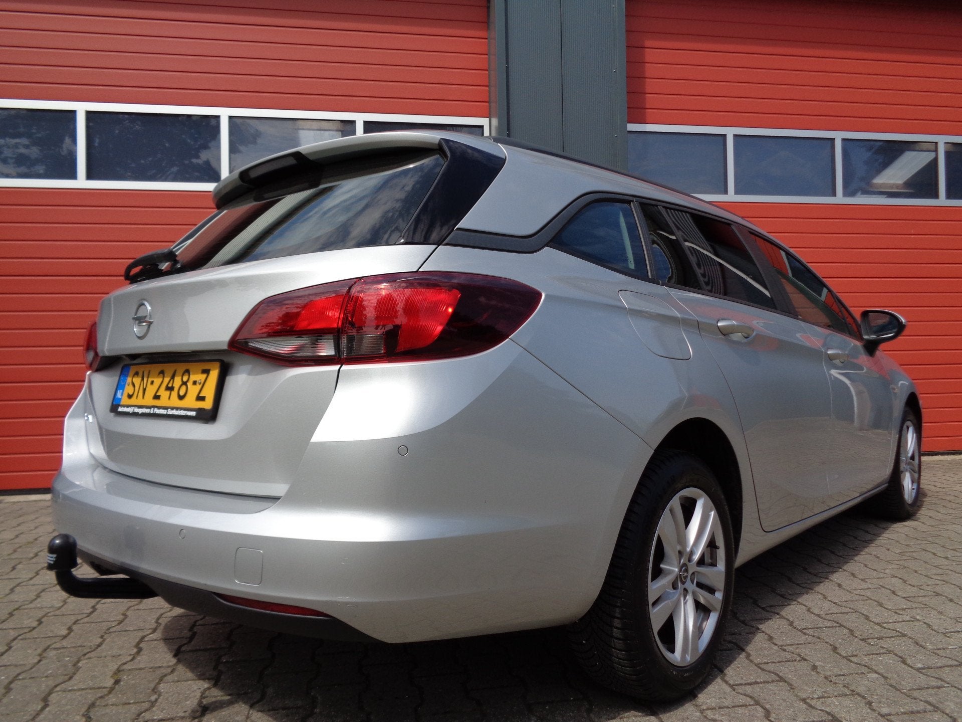Opel Astra Sports Tourer,Camera,Navi,TrekhaakAutomaat!, Auto's, Gebruikt, Euro 6, 1178 kg, 620 kg