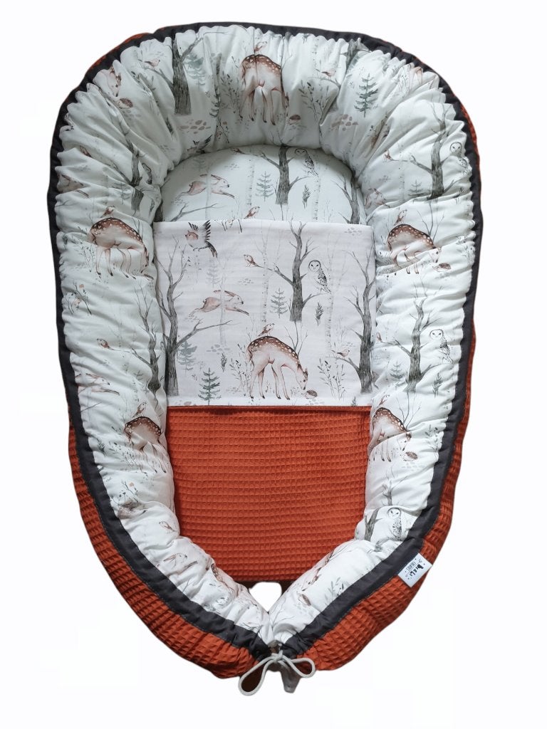 Babynestje Bosdieren Terra Rood Deken Little Dreamzzz, Kinderen en Baby's, Bi & Li Creaties, Overige typen, Nieuw, Ophalen of Verzenden