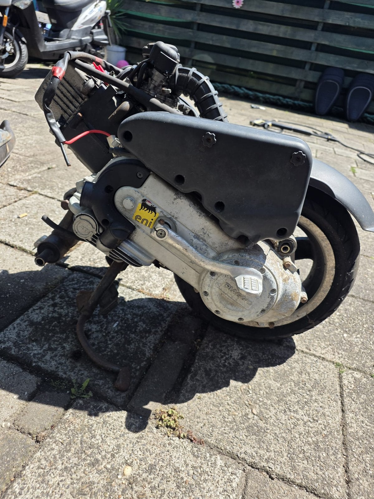 Vespa S / LX50 / Zip motorblok   met carburateur en subframe, Ophalen, Vespa