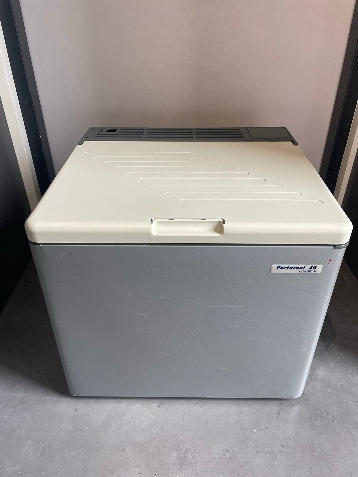 TriStar Portacool 40 Koelbox Absorptie Koelkast 230v/12v/gas, Caravans en Kamperen, Koelboxen, Ophalen, Gebruikt, Koelbox, Elektrisch