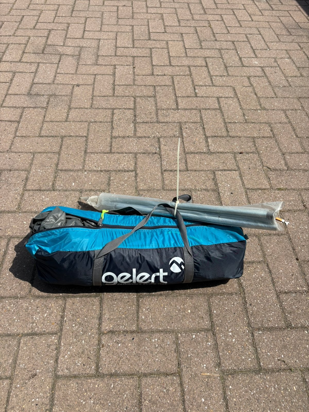 Tent met stokken compleet, Ophalen of Verzenden, Zo goed als nieuw