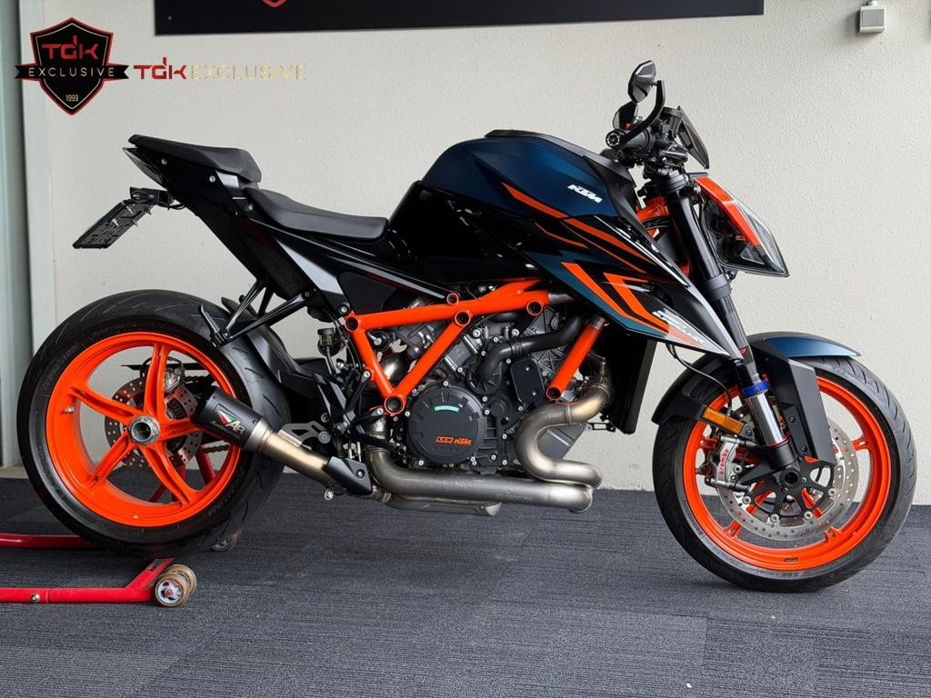 KTM 1290 SUPERDUKE R EVO TECH 2026 478 KM SUPER DUKE R 1390, Motoren, Motoren | KTM, 2 cilinders, Motorrijbewijs A, Bedrijf, 1301 cc
