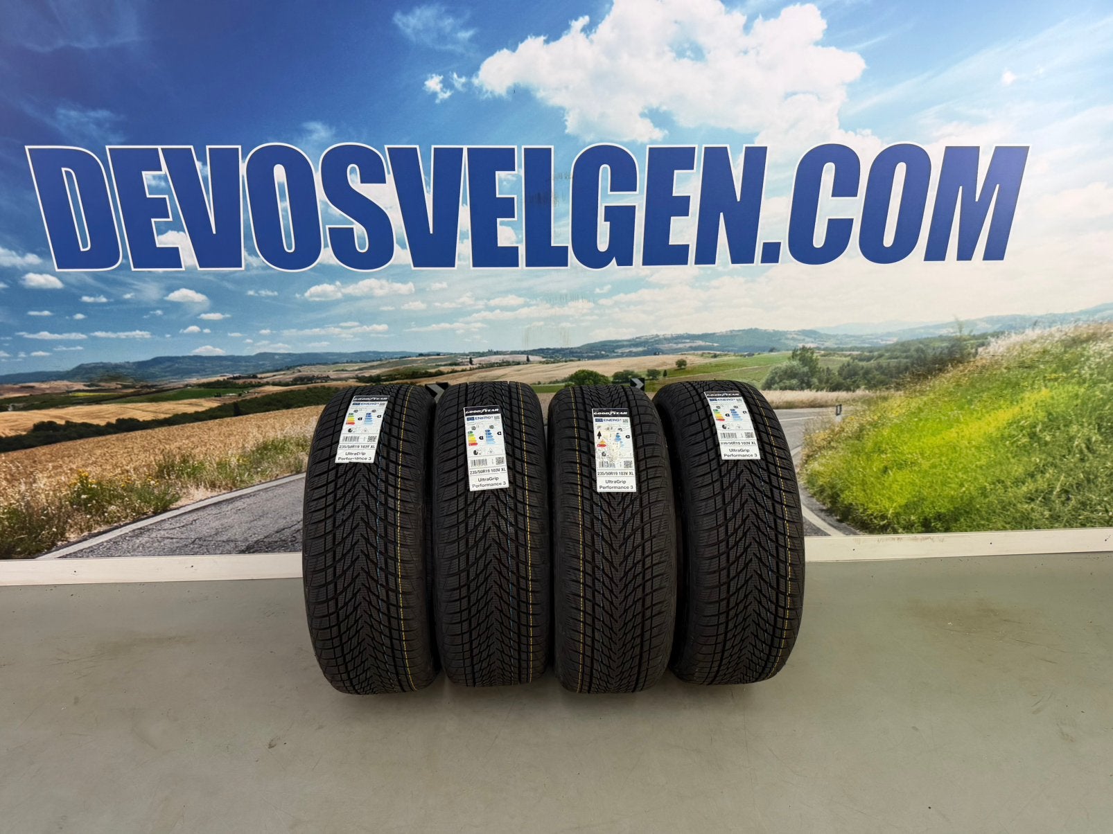 Set winterbanden Good Year 2355019 NIEUW 2026, Good Year, Nieuw, 235 mm, Band(en)