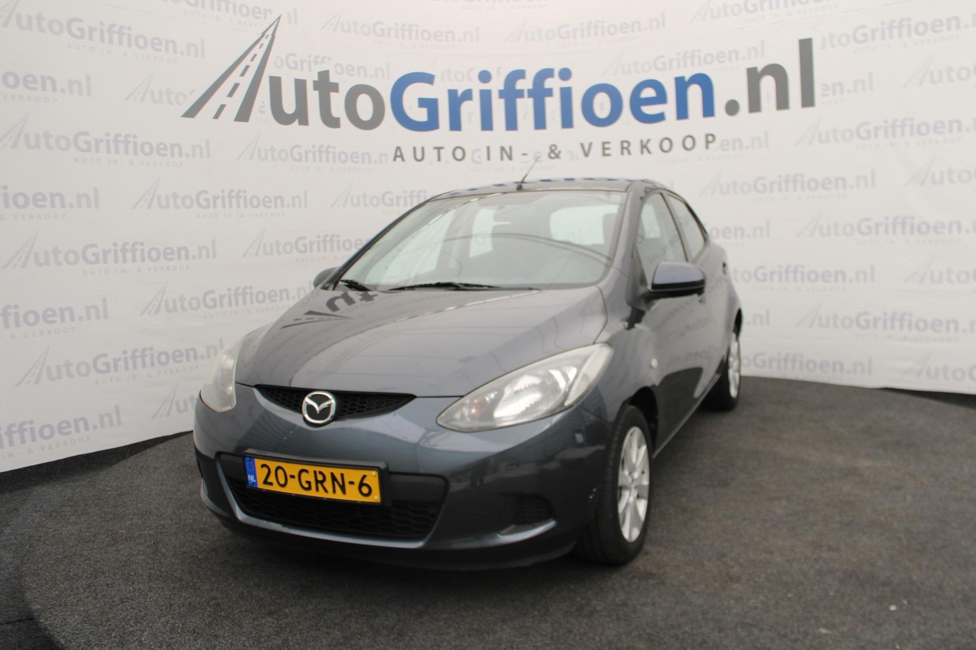 Mazda 2 1.3hp S-VT nette 5-deurs met groot scherm, Auto's, Voorwielaandrijving, Gebruikt, 4 cilinders, 4 stoelen