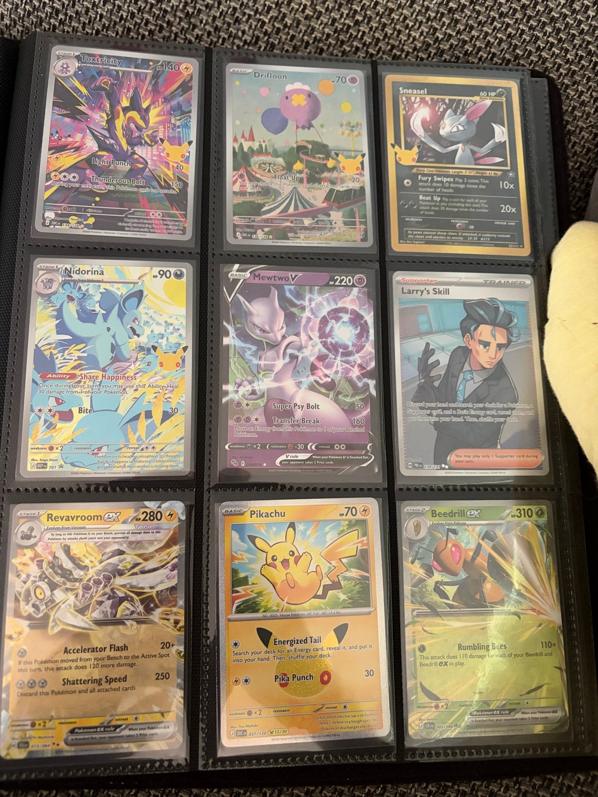 Grote collectie Pokémon kaarten (meer dan 90 stuks), Ophalen, Zo goed als nieuw, Meerdere kaarten
