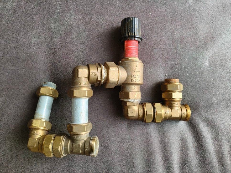 Danfoss AVDO drukverschilregelaar plus koppelstukken, Ophalen of Verzenden, Zo goed als nieuw