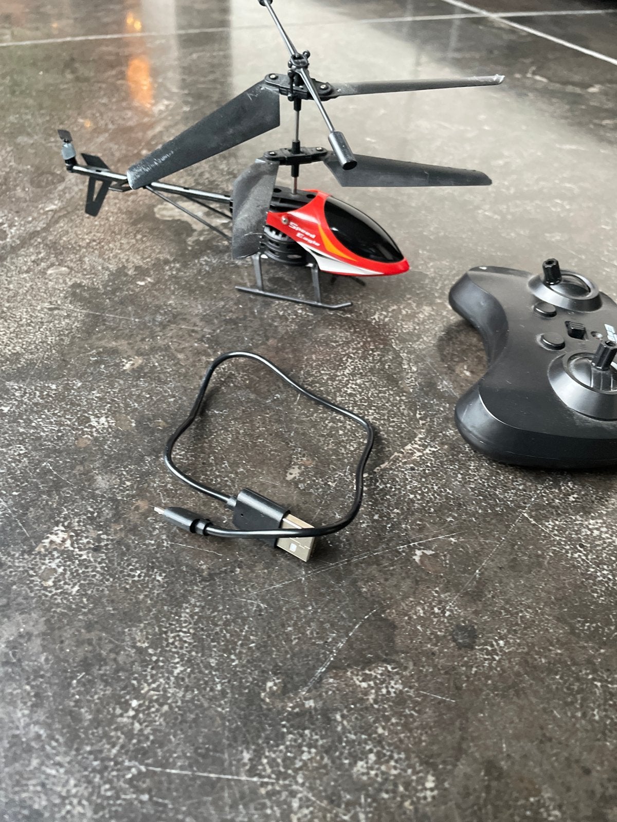 RC Helikopter met afstandsbediening en oplader, Elektro, Gebruikt, RTF (Ready to Fly), Helikopter