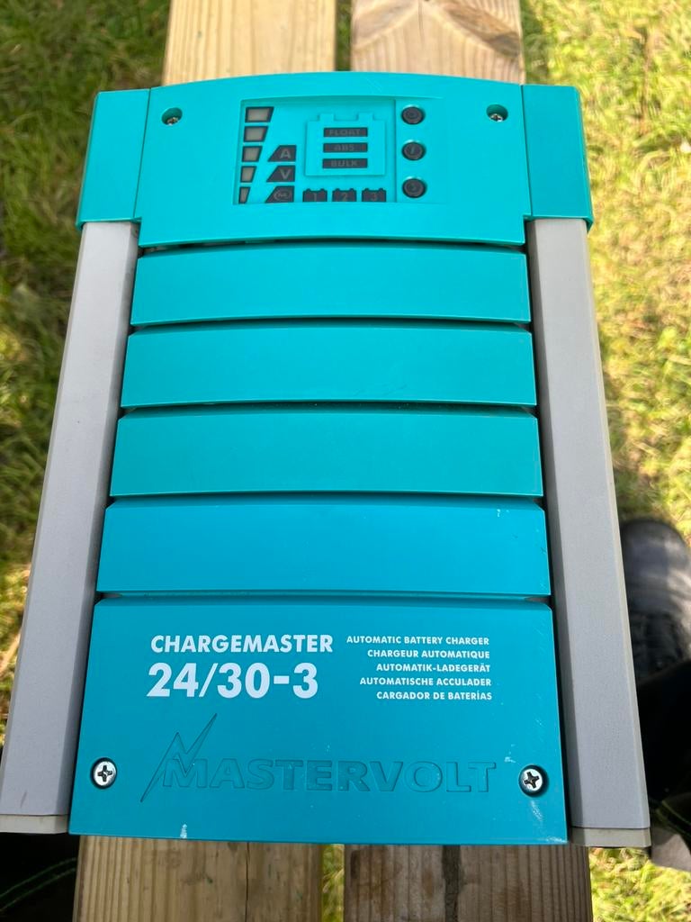 Mastervolt Chargemaster 24/30-3, Ophalen, Zo goed als nieuw
