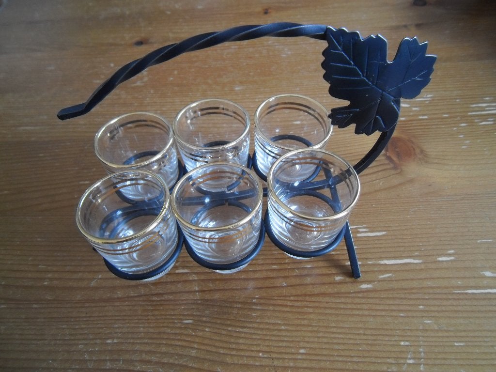 vintage rekje met borrelglaasjes gouden randjes, Verzamelen, Ophalen of Verzenden, Gebruikt, Borrel- of Shotglas