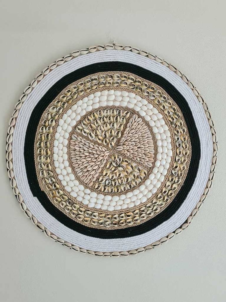Zwart wit wanddecoratie Pooja 1 uit Bali, 40 cm, Boho, Ophalen of Verzenden, Wandbord of Wandpaneel