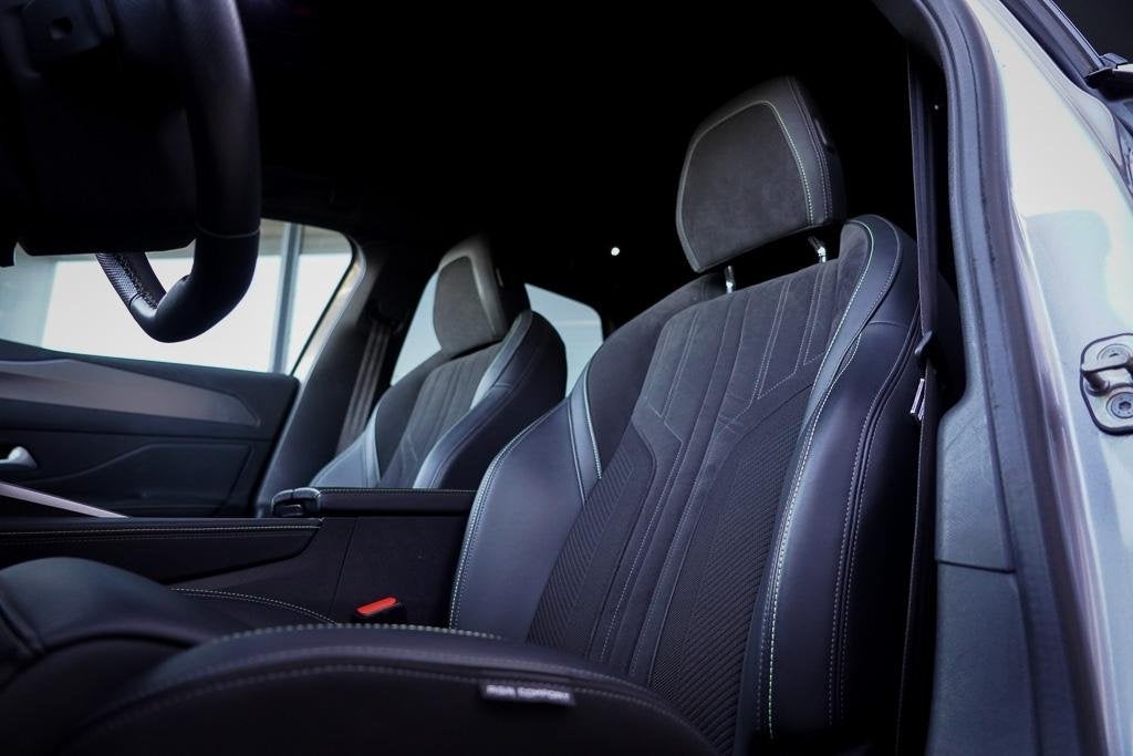 Peugeot 308 1.6 Plug-in Hybrid 225 GT / LED / 18'' / AGR / W, Auto's, Gebruikt, Euro 6, 4 cilinders, 150 min