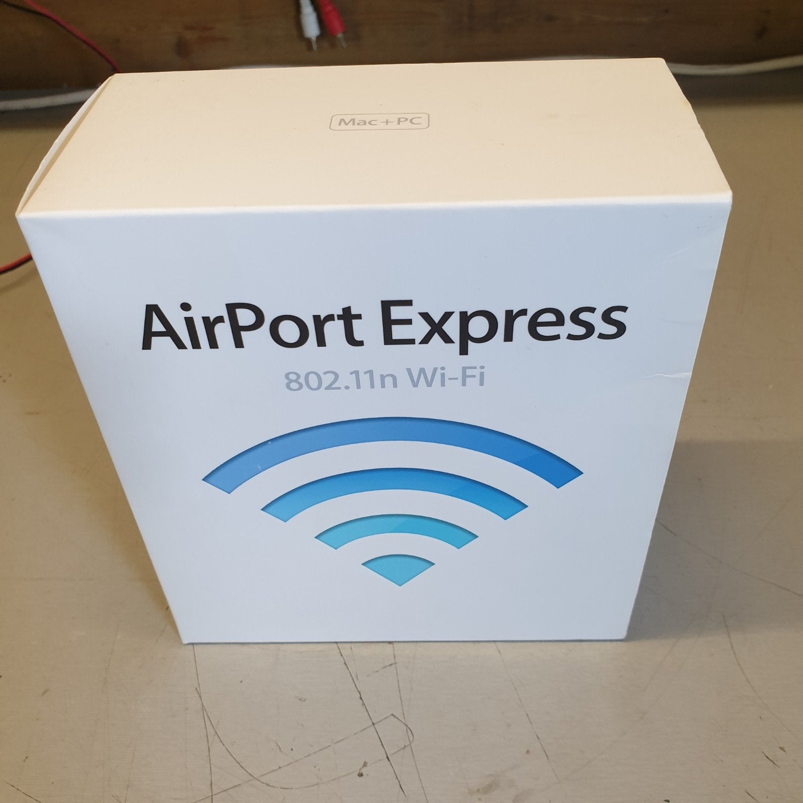 Apple airport express, Computers en Software, Routers en Modems, Ophalen of Verzenden