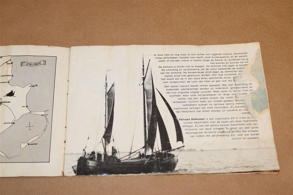 Zeilvaart Enkhuizen — Traditionele Schepen [ca. 1965], Boeken, Ophalen of Verzenden, Gelezen