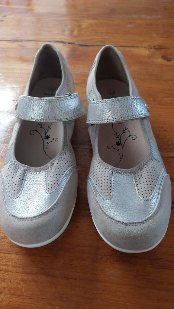 Nieuwe Footflexx ballerina's, maat 39. Zilver/beige, Kleding | Dames, Schoenen, Footflex, Overige kleuren, Nieuw, Ballerina's