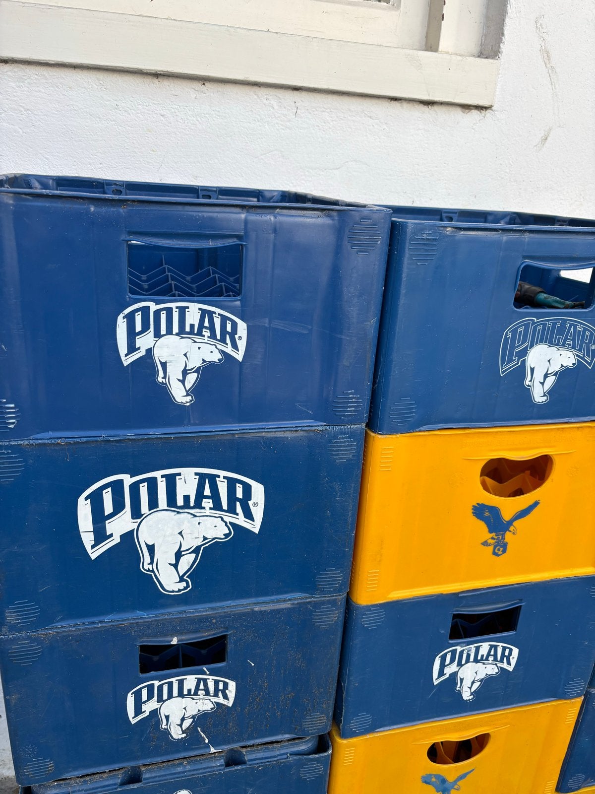 Bierkratjes van Curaçao - Polar en Amstel, Ophalen of Verzenden, Gebruikt